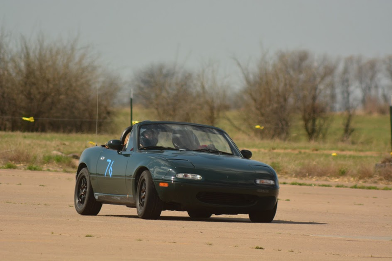 Illustration for article titled Miata doing Miata things